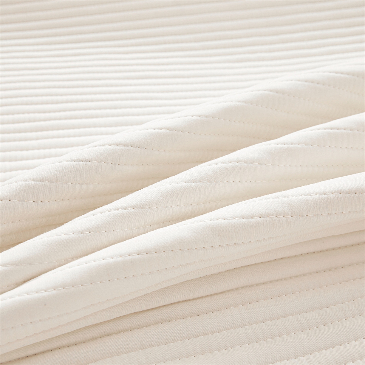 91家纺网 家纺一手货源 找家纺 居眠 2025新款云纹刺绣棉花防水床笠 床笠单件-云纹 云纹-白