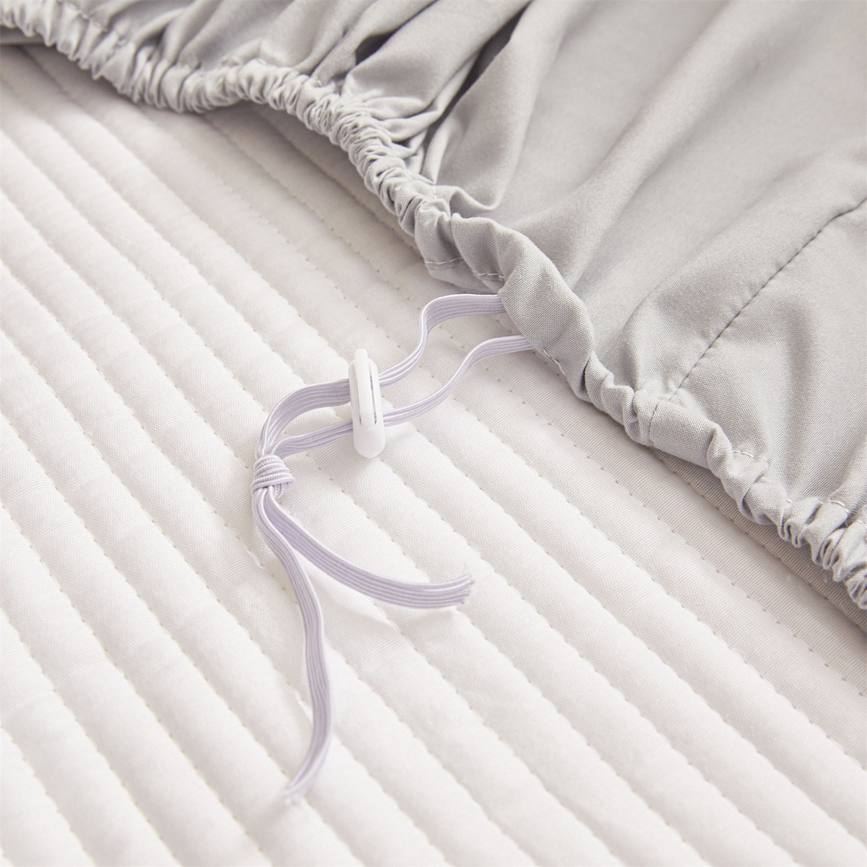 91家纺网 家纺一手货源 找家纺 居眠 2025新款云纹刺绣棉花防水床笠 床笠单件-云纹 云纹-灰