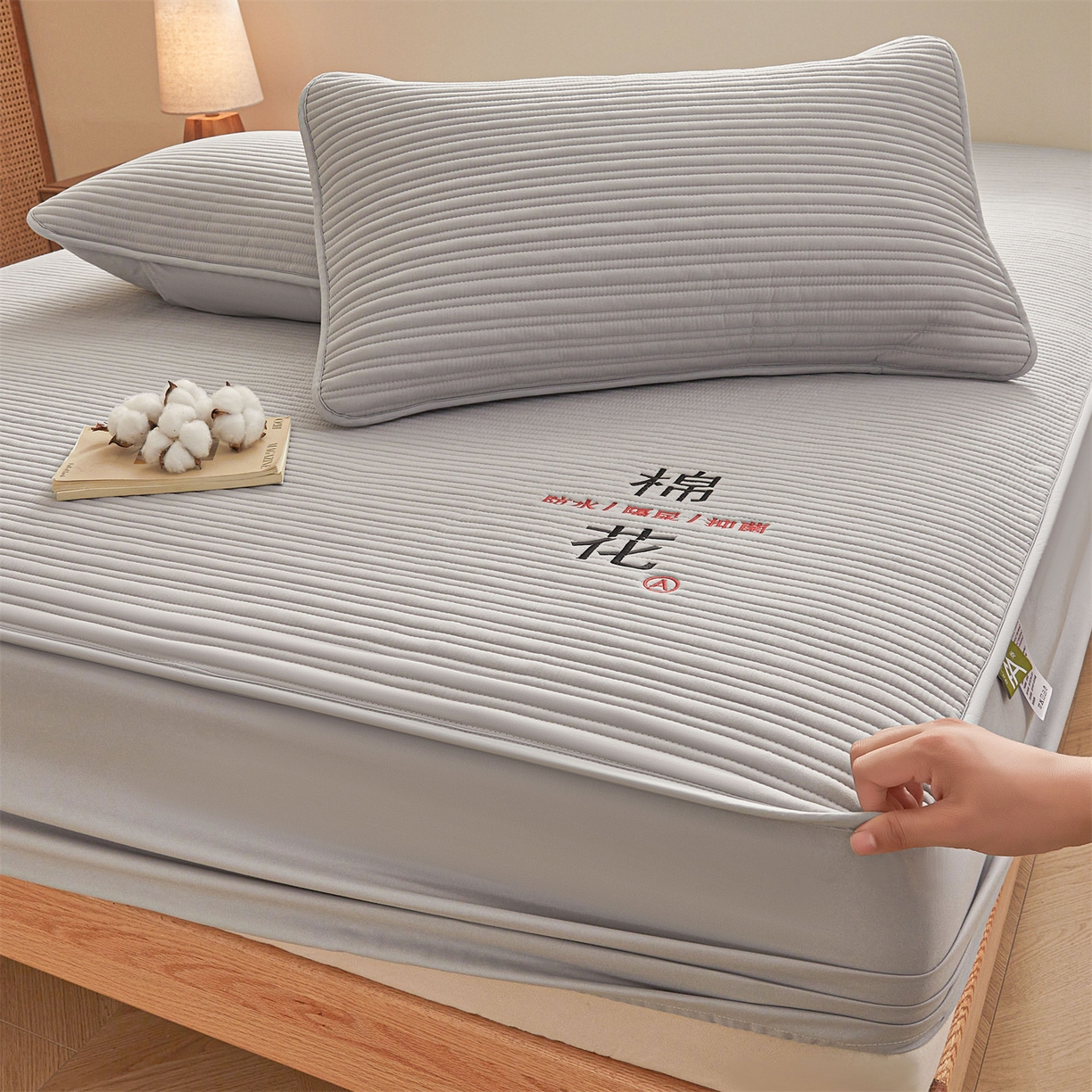 91家纺网 家纺一手货源 找家纺 居眠 2025新款云纹刺绣棉花防水床笠 床笠单件-云纹 云纹-灰