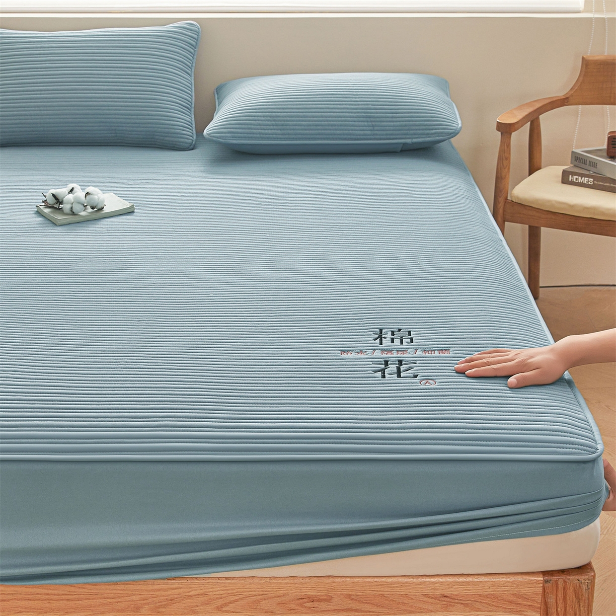 91家纺网 家纺一手货源 找家纺 居眠 2025新款云纹刺绣棉花防水床笠 床笠单件-云纹 云纹-蓝