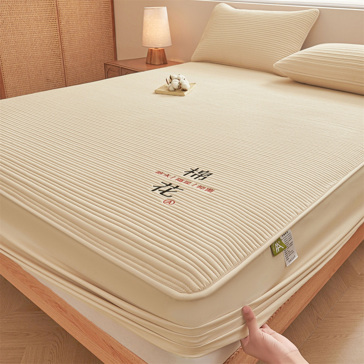 91家纺网 家纺一手货源 找家纺 居眠 2025新款云纹刺绣棉花防水床笠 床笠单件-云纹 云纹-卡