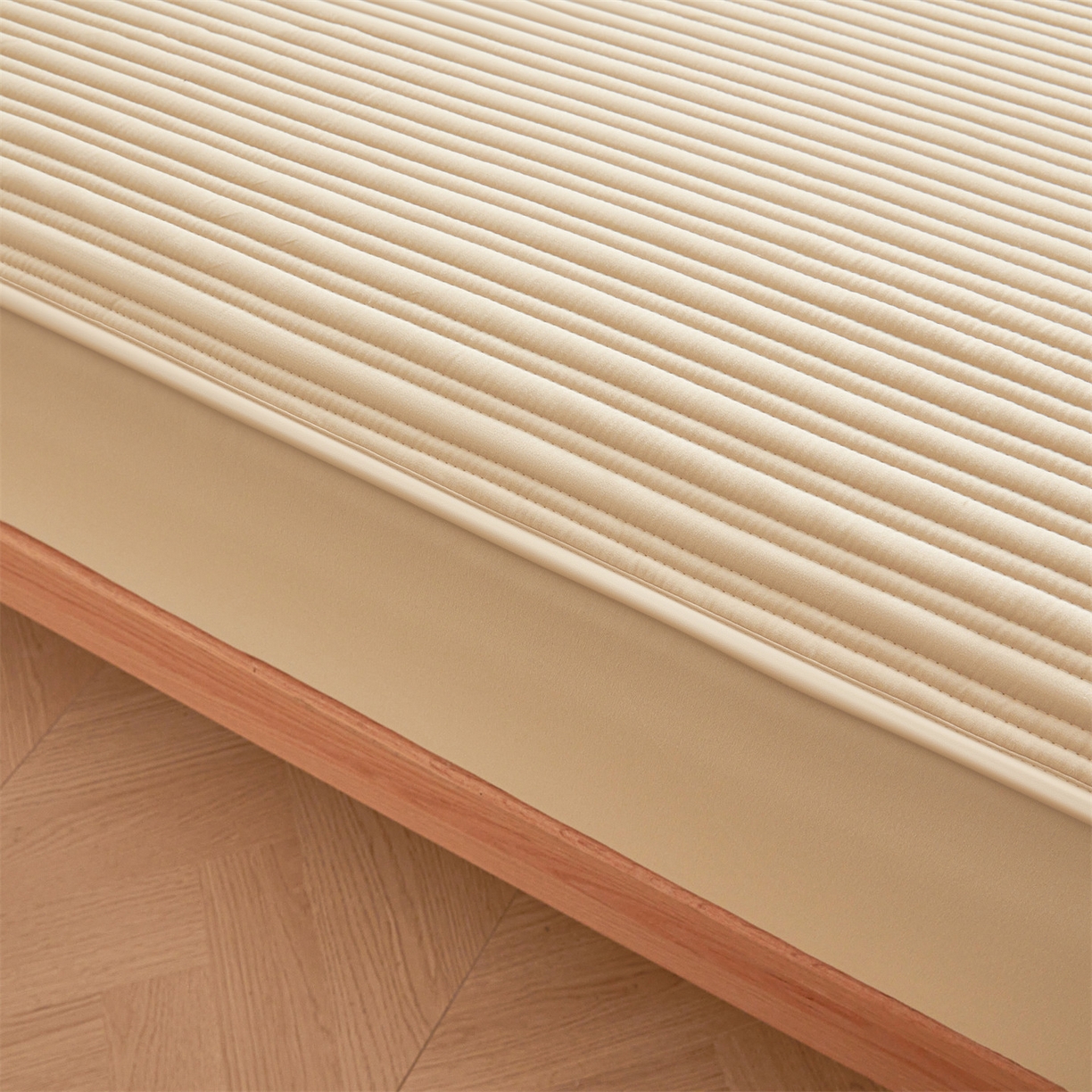 91家纺网 家纺一手货源 找家纺 居眠 2025新款云纹刺绣棉花防水床笠 床笠单件-云纹 云纹-卡