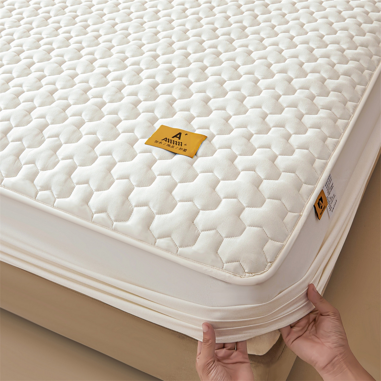 91家纺网 家纺一手货源 找家纺 （总）居眠 2025新款简格-棉花防水床笠-简格