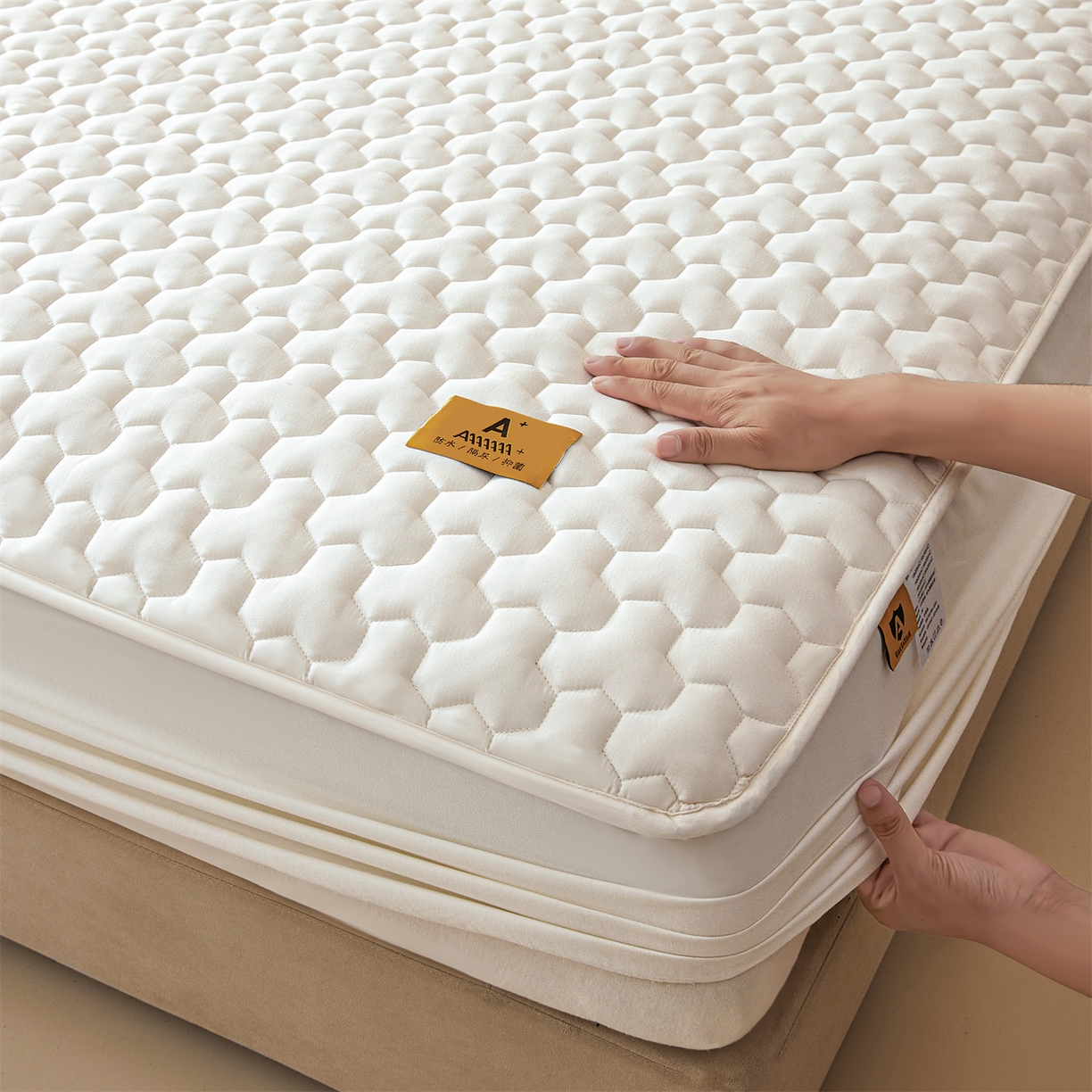 91家纺网 家纺一手货源 找家纺 （总）居眠 2025新款简格-棉花防水床笠-简格