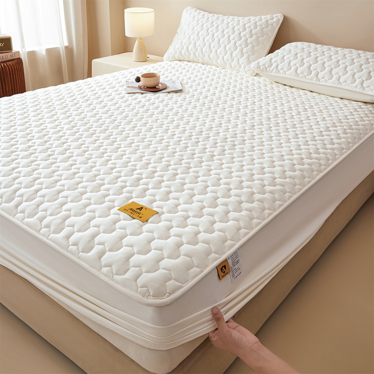 91家纺网 家纺一手货源 找家纺 居眠 2025新款简格-棉花防水床笠-简格 简格-白色