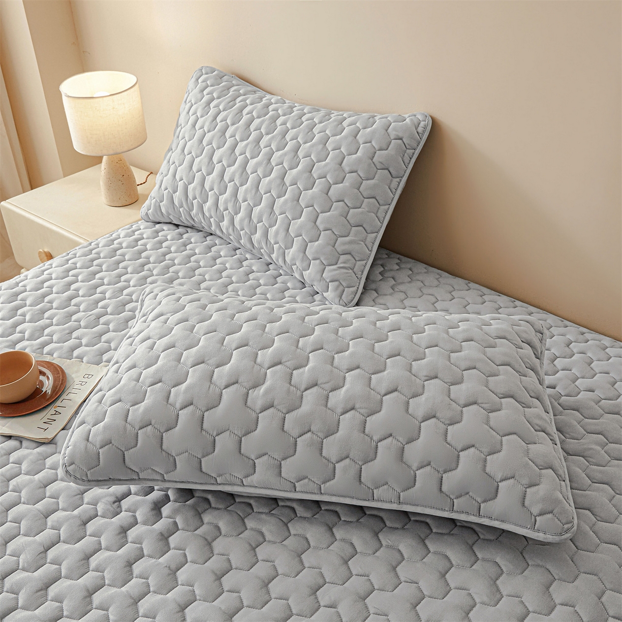 91家纺网 家纺一手货源 找家纺 居眠 2025新款简格-棉花防水床笠-简格 简格-灰色