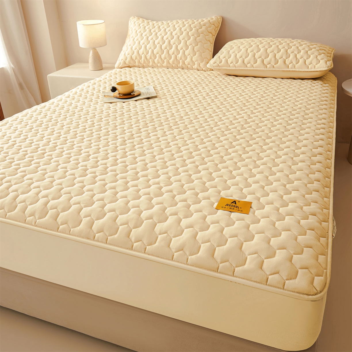 91家纺网 家纺一手货源 找家纺 居眠 2025新款简格-棉花防水床笠-简格 简格-卡色