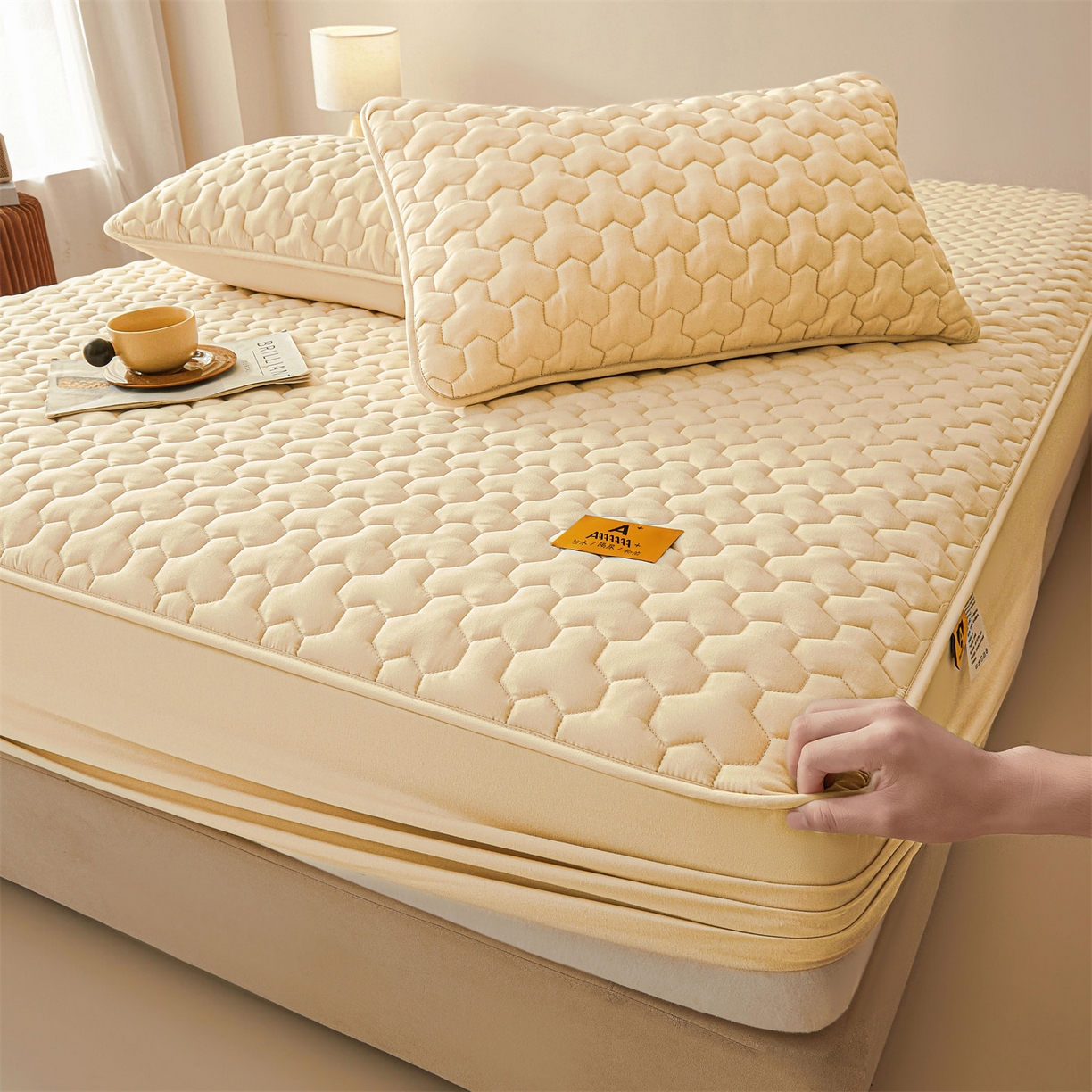 91家纺网 家纺一手货源 找家纺 居眠 2025新款简格-棉花防水床笠-简格 简格-卡色