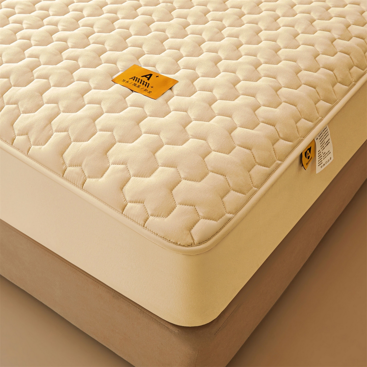 91家纺网 家纺一手货源 找家纺 居眠 2025新款简格-棉花防水床笠-简格 简格-卡色