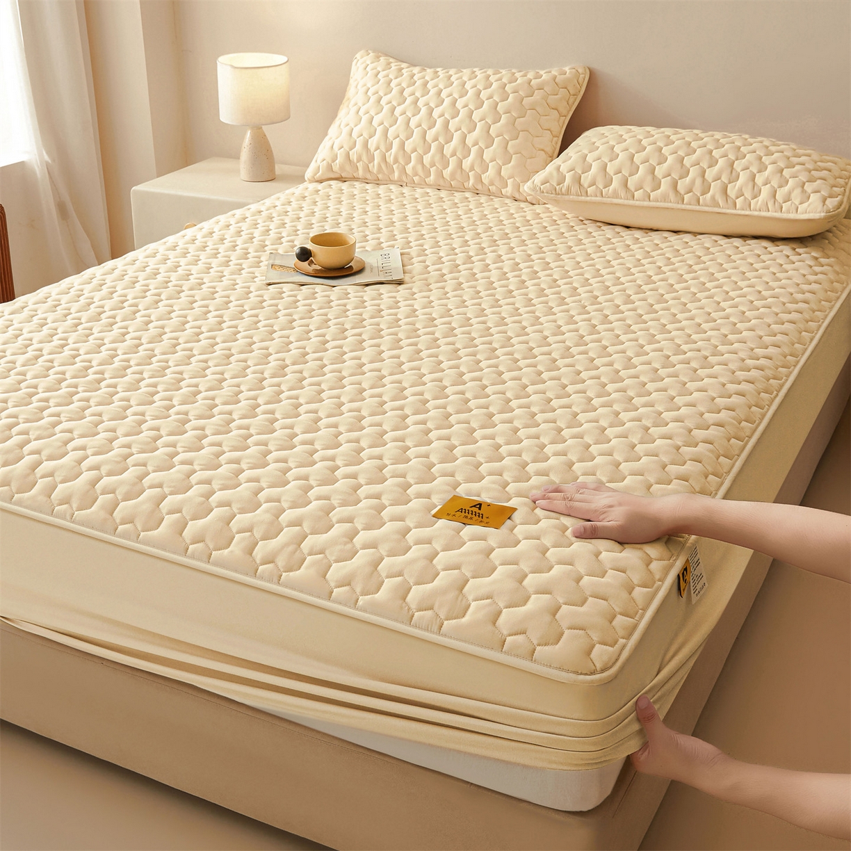 91家纺网 家纺一手货源 找家纺 居眠 2025新款简格-棉花防水床笠-简格 简格-卡色