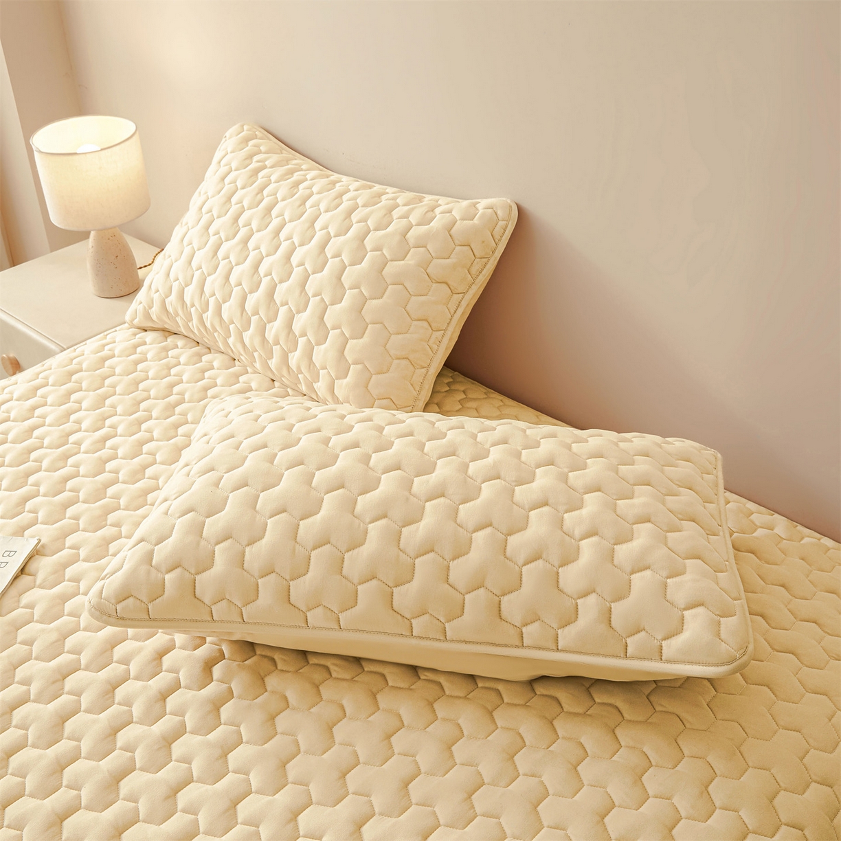 91家纺网 家纺一手货源 找家纺 居眠 2025新款简格-棉花防水床笠-简格 简格-卡色