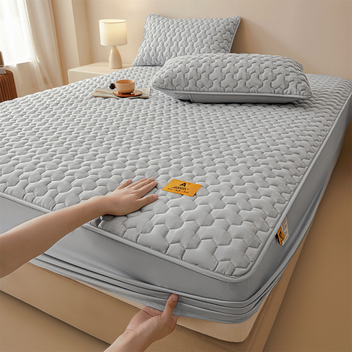 91家纺网 家纺一手货源 找家纺 居眠 2025新款简格-棉花防水床笠-简格 简格-灰色