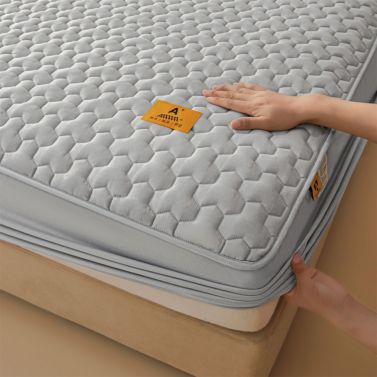 91家纺网 家纺一手货源 找家纺 居眠 2025新款简格-棉花防水床笠-简格 简格-灰色