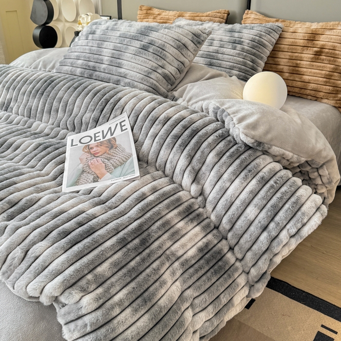 91家纺网 家纺一手货源 找家纺 金蕊阁 2025新款A类抽条兔绒四件套 渐变彩泡泡-灰