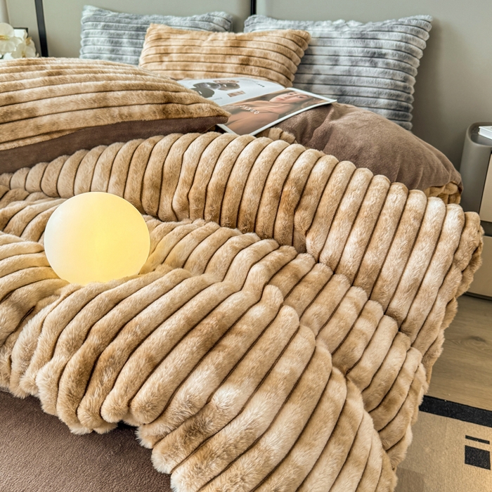 91家纺网 家纺一手货源 找家纺 金蕊阁 2025新款A类抽条兔绒四件套 渐变彩泡泡-咖