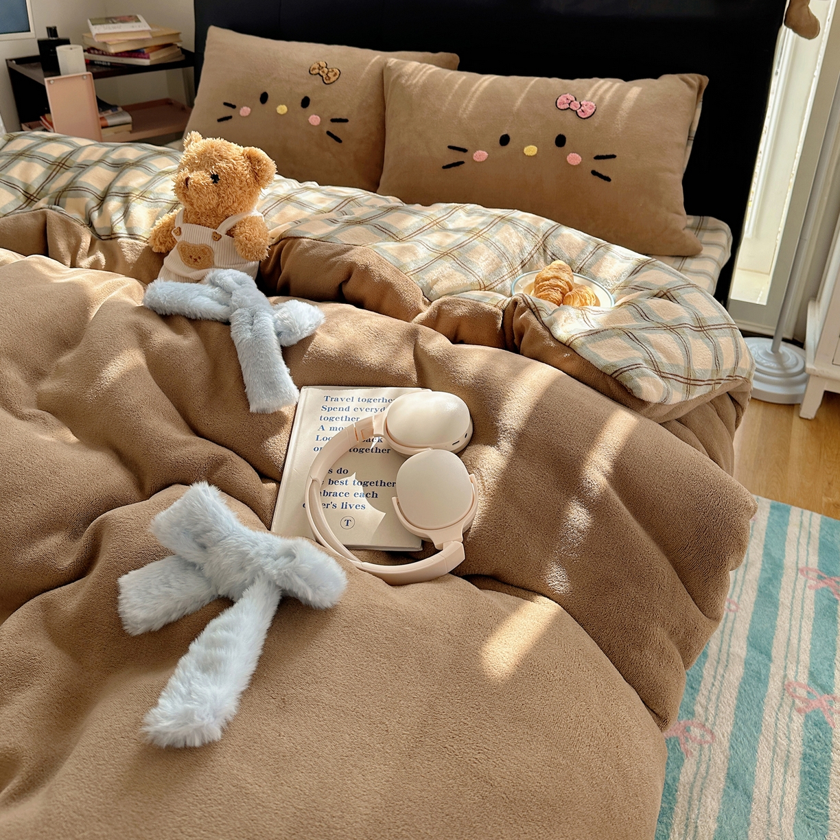 91家纺网 家纺一手货源 找家纺 （总）顾里家纺 2025新款兔毛蝴蝶结喵酱牛奶绒四件套