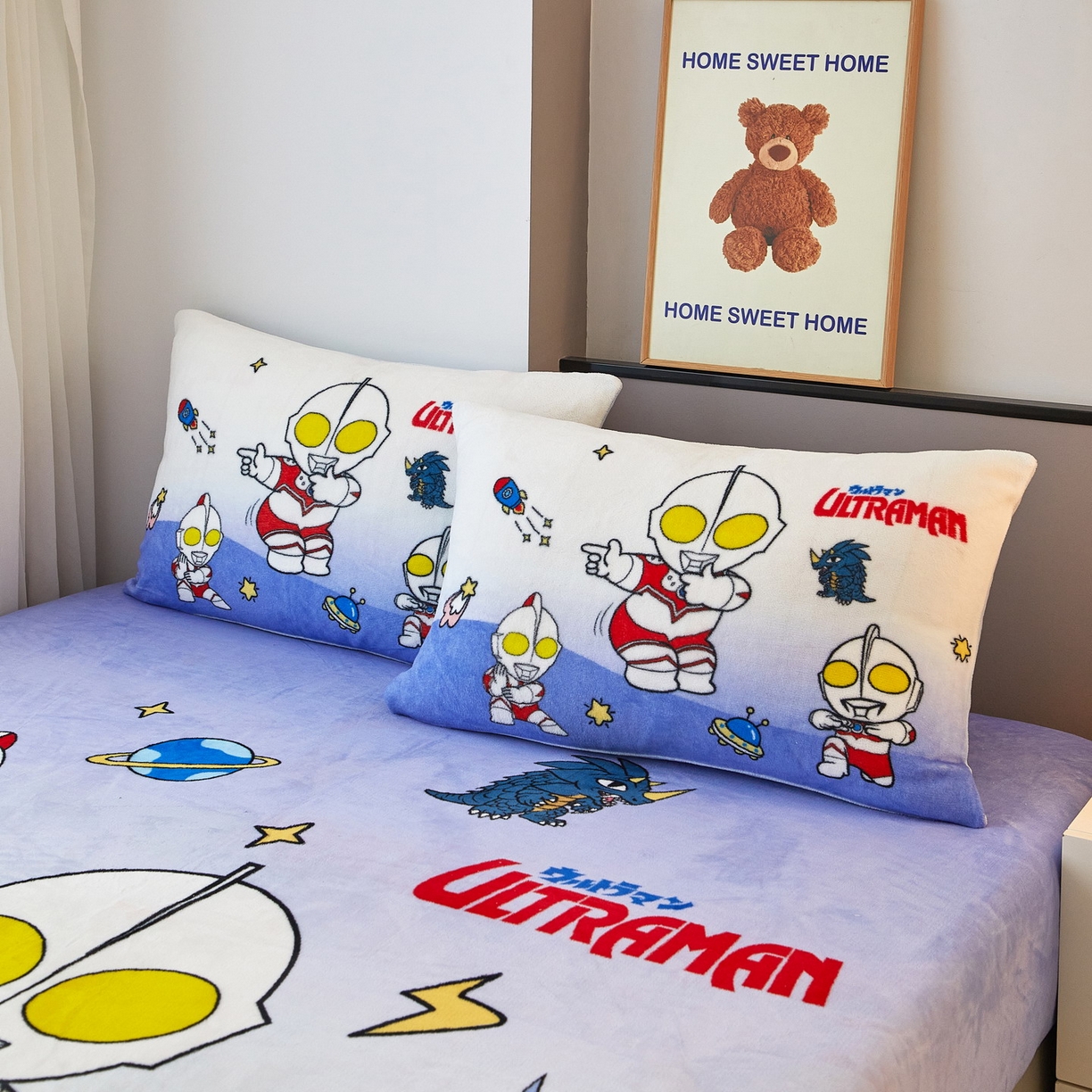 91家纺网 家纺一手货源 找家纺 蘭菲家纺 2025新款牛奶绒奥特曼系列单品床笠 抱团