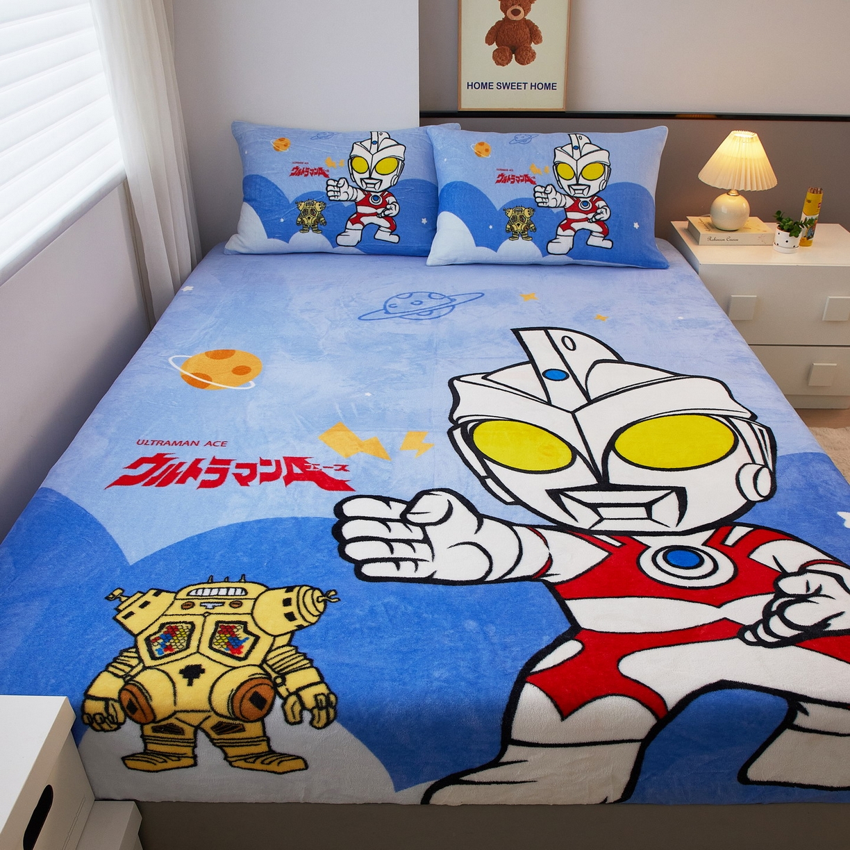 91家纺网 家纺一手货源 找家纺 蘭菲家纺 2025新款牛奶绒奥特曼系列单品床笠 出击