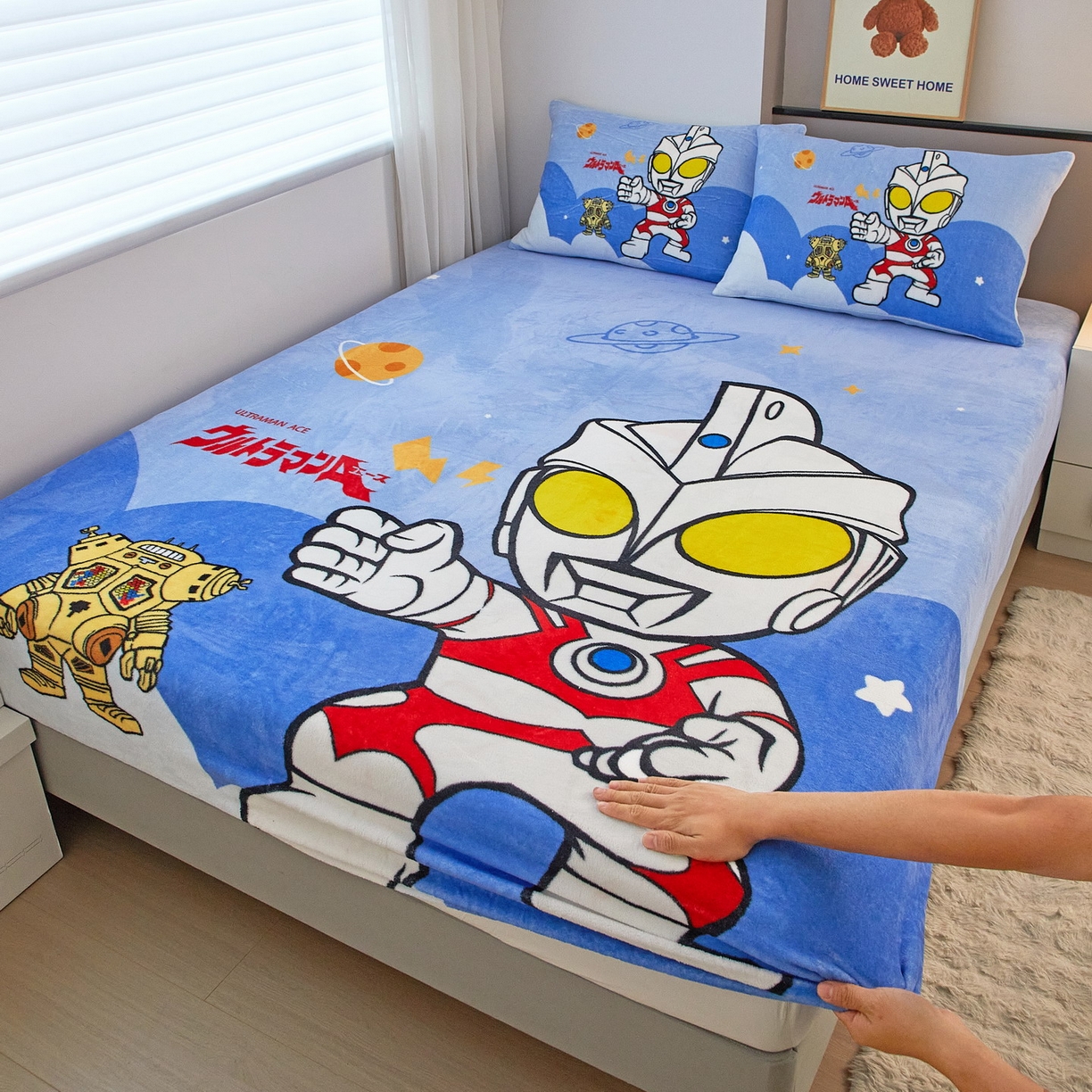 91家纺网 家纺一手货源 找家纺 蘭菲家纺 2025新款牛奶绒奥特曼系列单品床笠 出击