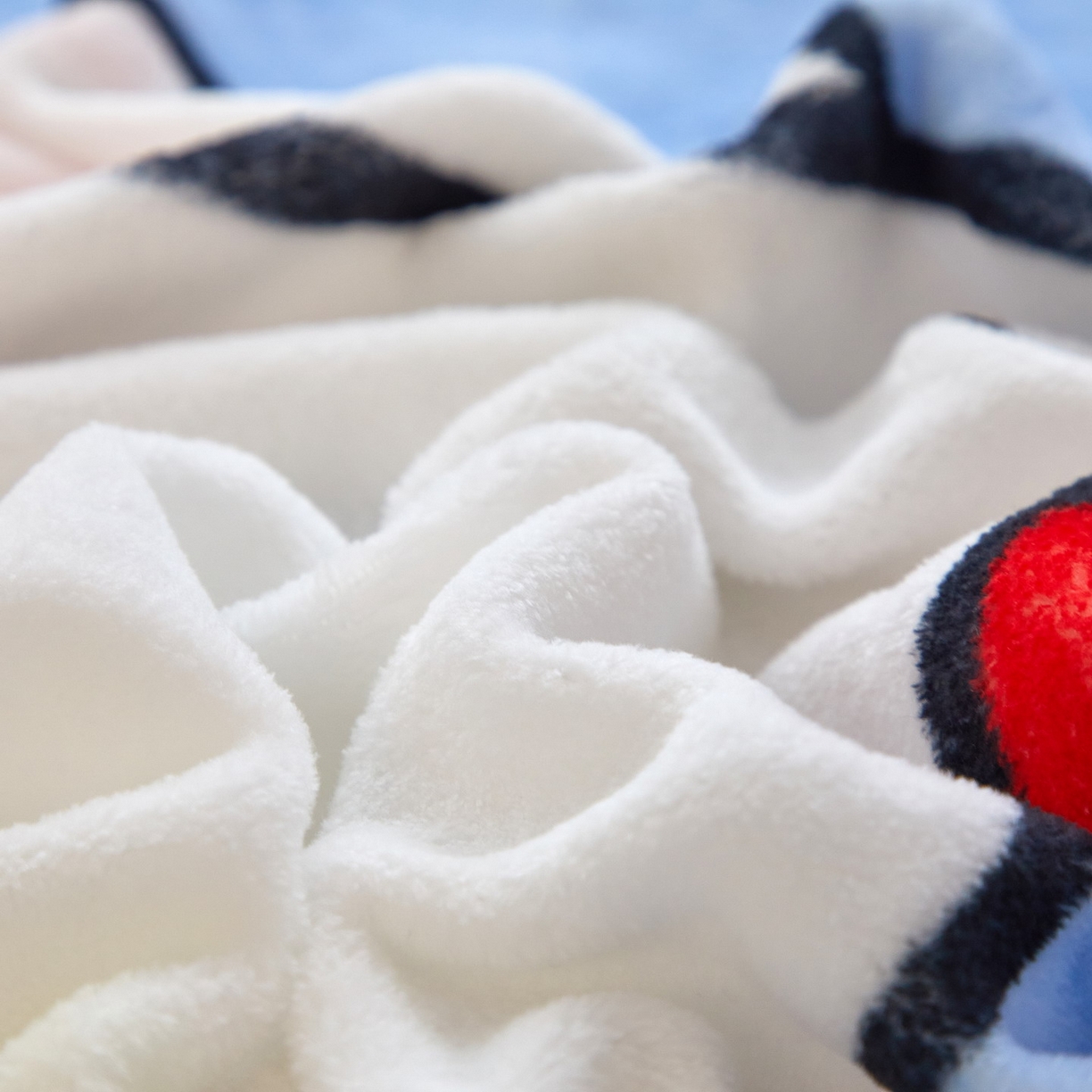 91家纺网 家纺一手货源 找家纺 蘭菲家纺 2025新款牛奶绒奥特曼系列单品床笠 独行者