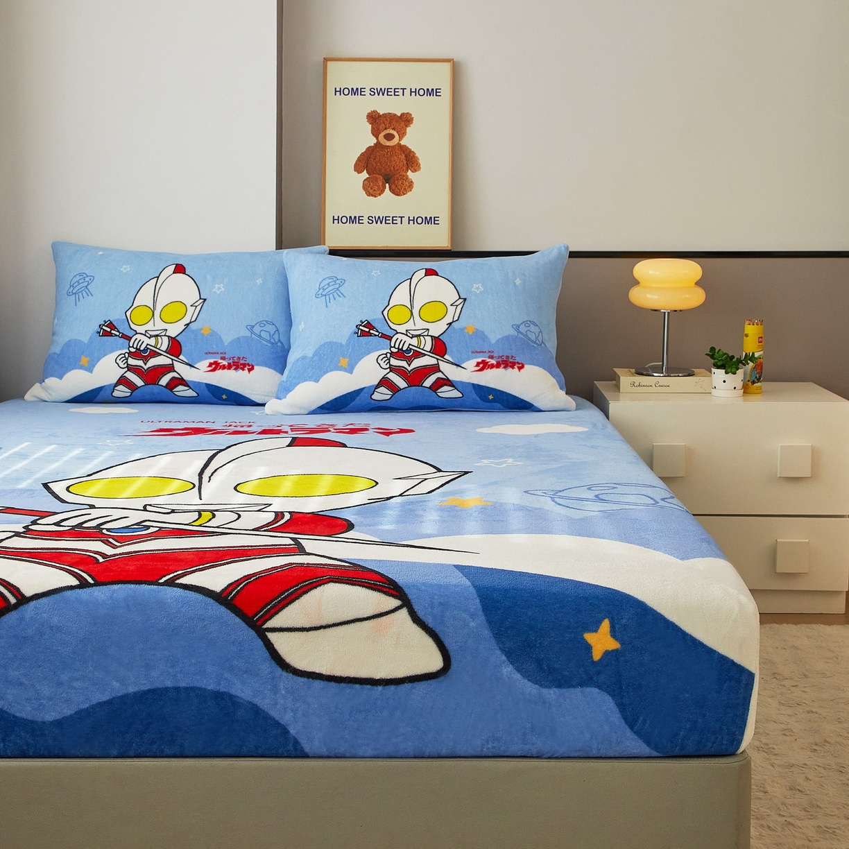 91家纺网 家纺一手货源 找家纺 蘭菲家纺 2025新款牛奶绒奥特曼系列单品床笠 独行者