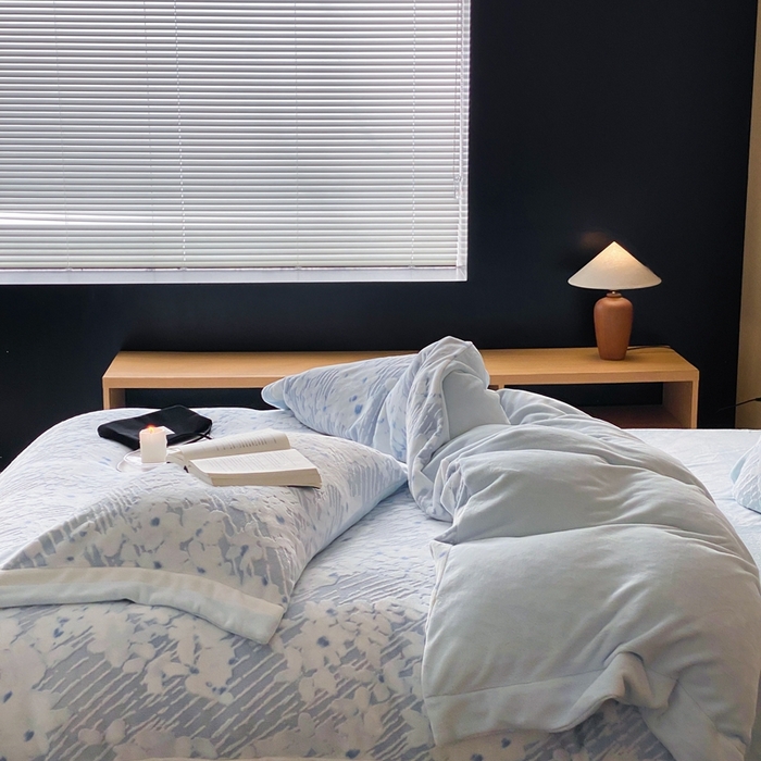 91家纺网 家纺一手货源 找家纺 馨蕊家居 2025新款秋冬轻奢煦暖绒系列-绒芸柔 绒芸柔-北卡蓝