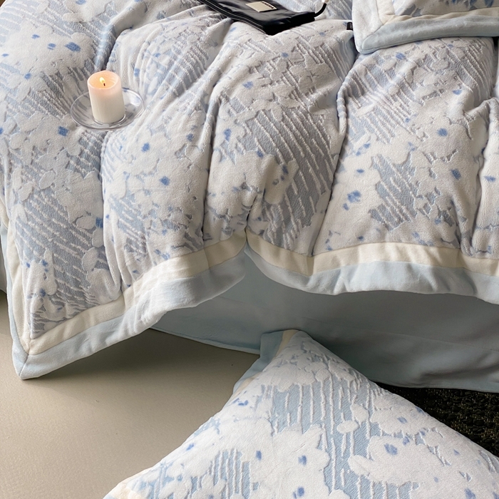 91家纺网 家纺一手货源 找家纺 馨蕊家居 2025新款秋冬轻奢煦暖绒系列-绒芸柔 绒芸柔-北卡蓝