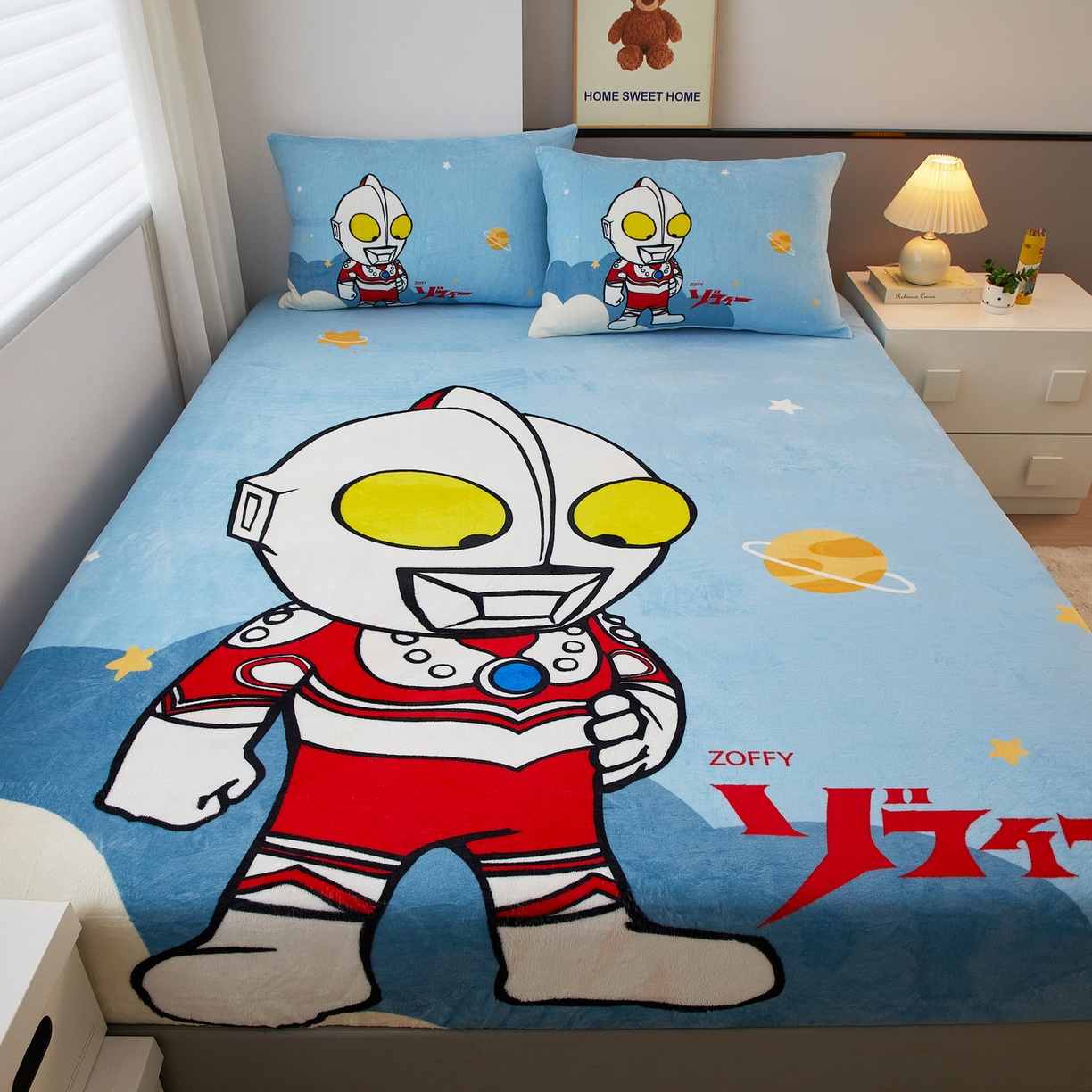 91家纺网 家纺一手货源 找家纺 蘭菲家纺 2025新款牛奶绒奥特曼系列单品床笠 发呆