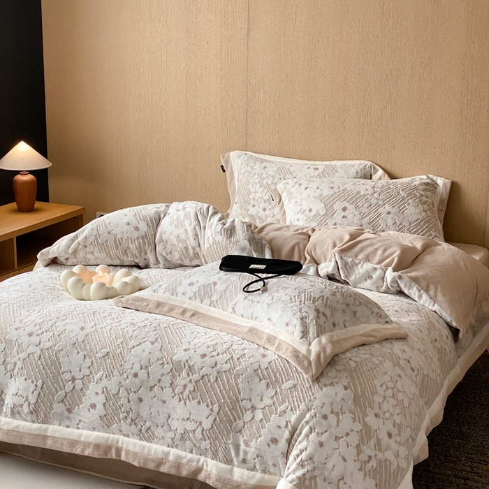 91家纺网 家纺一手货源 找家纺 馨蕊家居 2025新款秋冬轻奢煦暖绒系列-绒芸柔 绒芸柔-高级灰