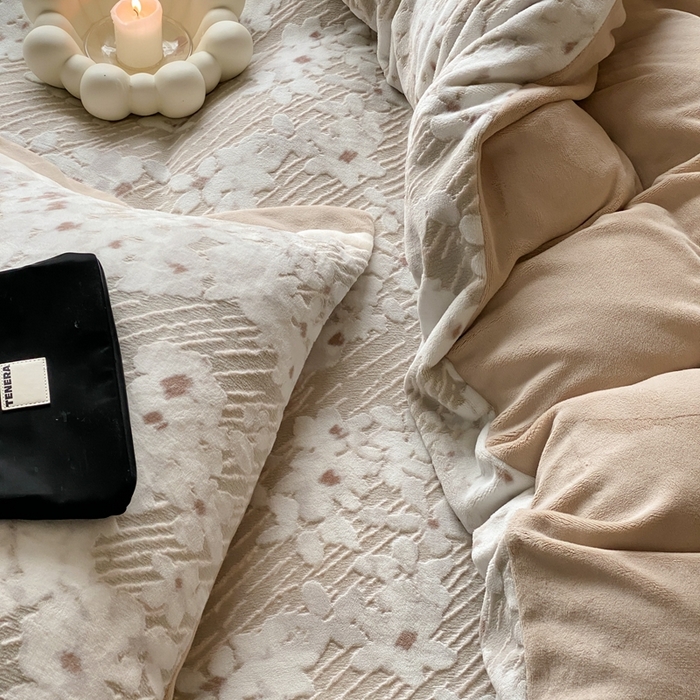 91家纺网 家纺一手货源 找家纺 馨蕊家居 2025新款秋冬轻奢煦暖绒系列-绒芸柔 绒芸柔-高级灰