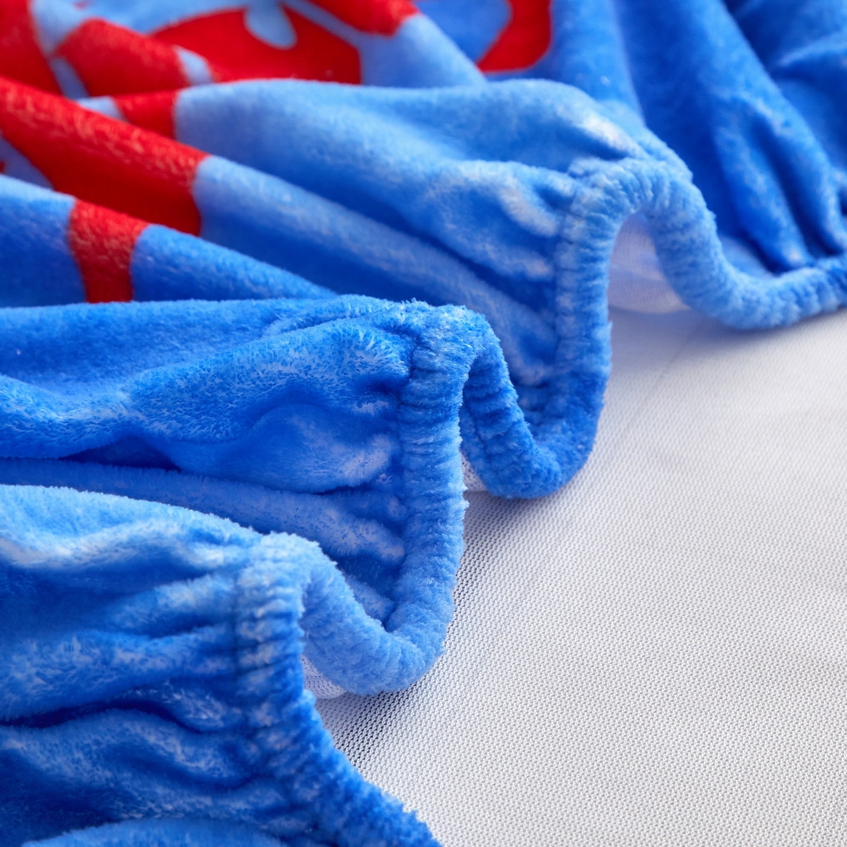 91家纺网 家纺一手货源 找家纺 蘭菲家纺 2025新款牛奶绒奥特曼系列单品床笠 正义之侠