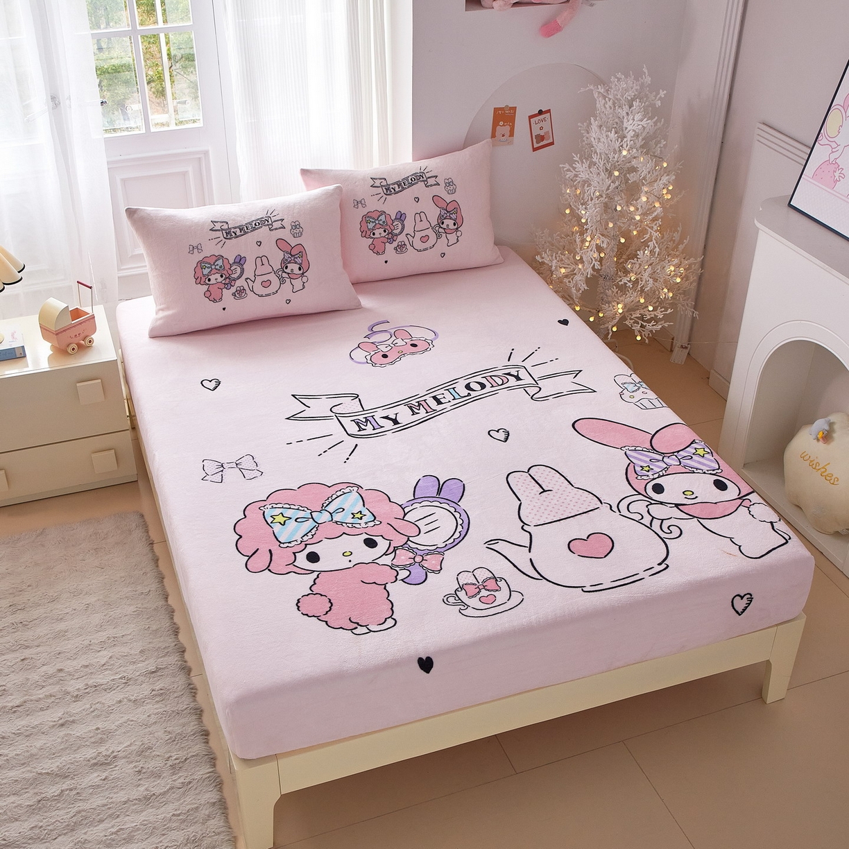 91家纺网 家纺一手货源 找家纺 （总）蘭菲家纺 2025新款三丽欧牛奶绒套件系列单品床笠