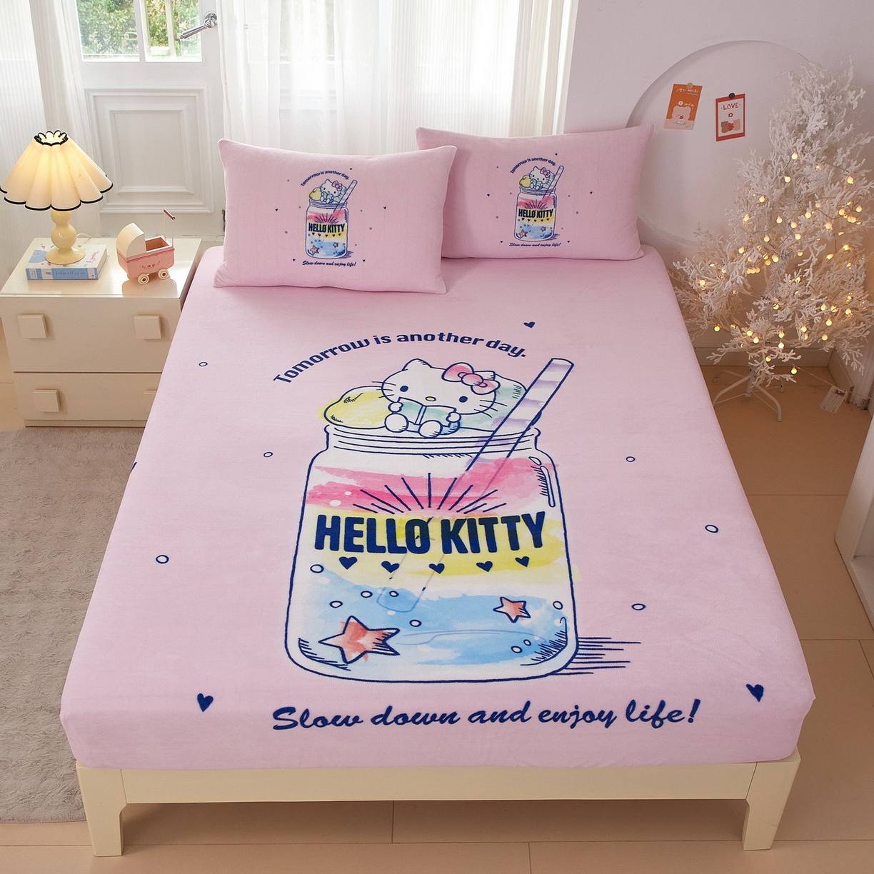 91家纺网 家纺一手货源 找家纺 （总）蘭菲家纺 2025新款三丽欧牛奶绒套件系列单品床笠