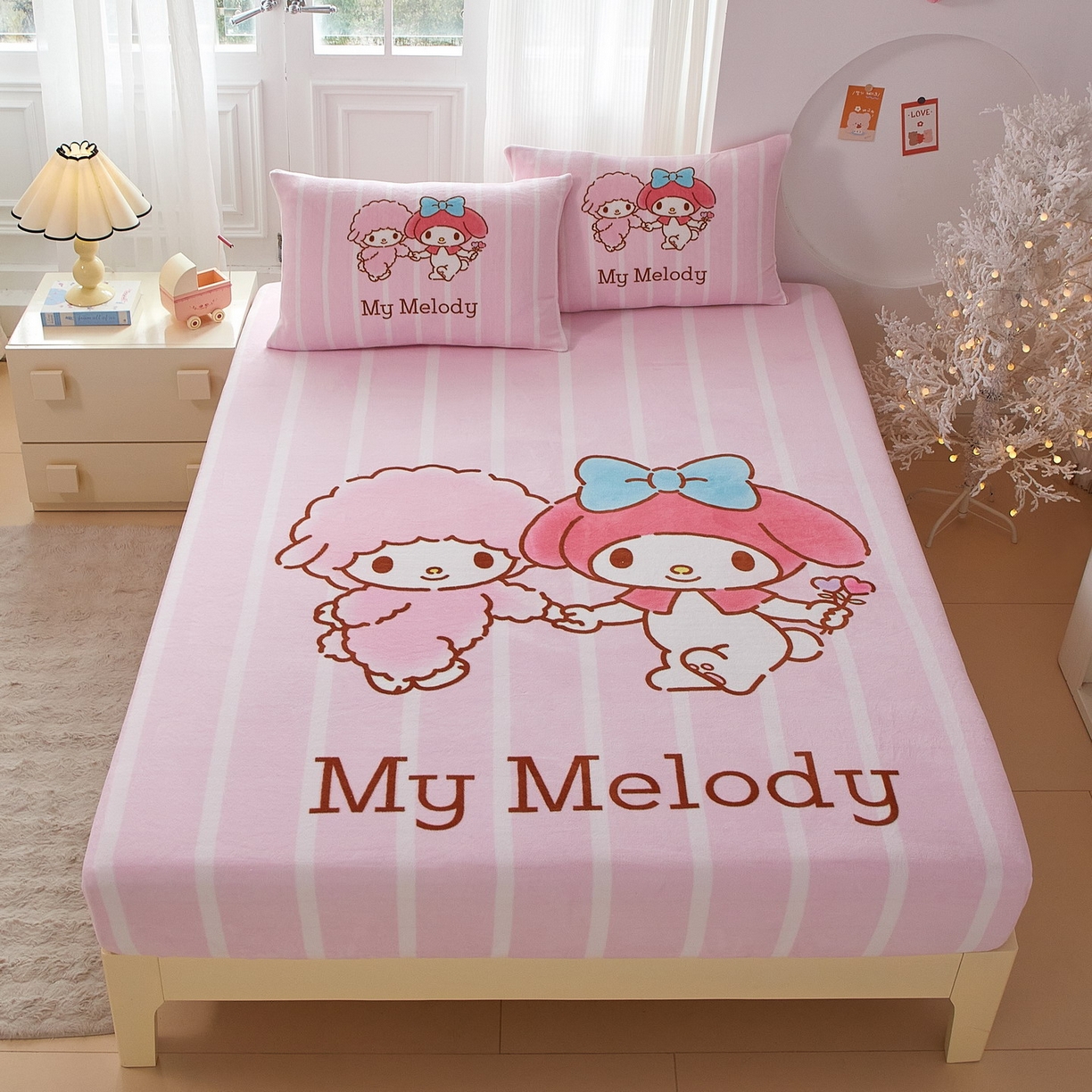 91家纺网 家纺一手货源 找家纺 （总）蘭菲家纺 2025新款三丽欧牛奶绒套件系列单品床笠