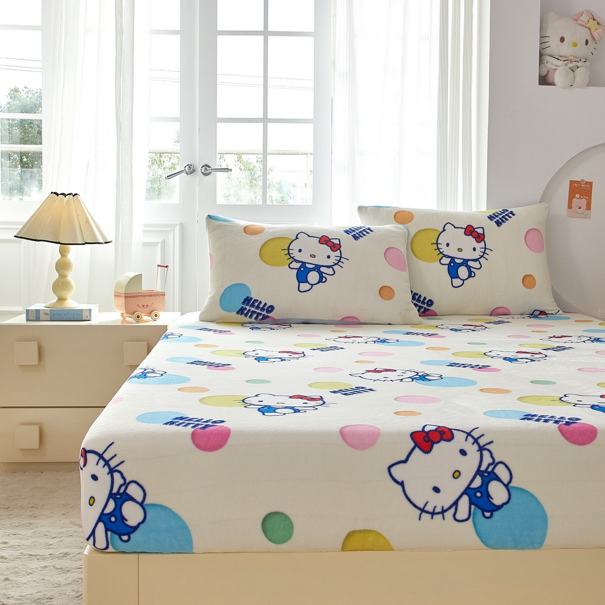 91家纺网 家纺一手货源 找家纺 蘭菲家纺 2025新款三丽欧牛奶绒套件系列单品床笠 波点KT