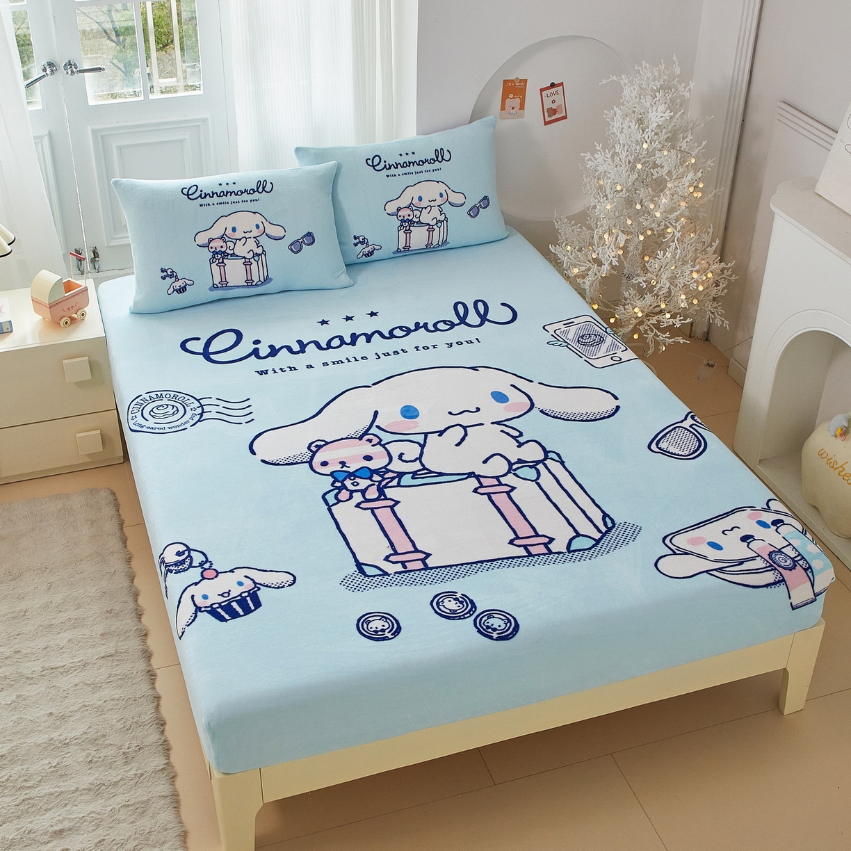 91家纺网 家纺一手货源 找家纺 蘭菲家纺 2025新款三丽欧牛奶绒套件系列单品床笠 精致狗狗