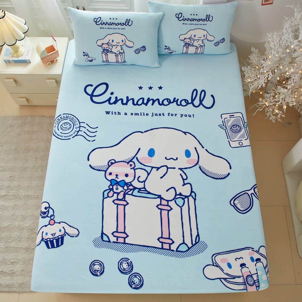 91家纺网 家纺一手货源 找家纺 蘭菲家纺 2025新款三丽欧牛奶绒套件系列单品床笠 精致狗狗