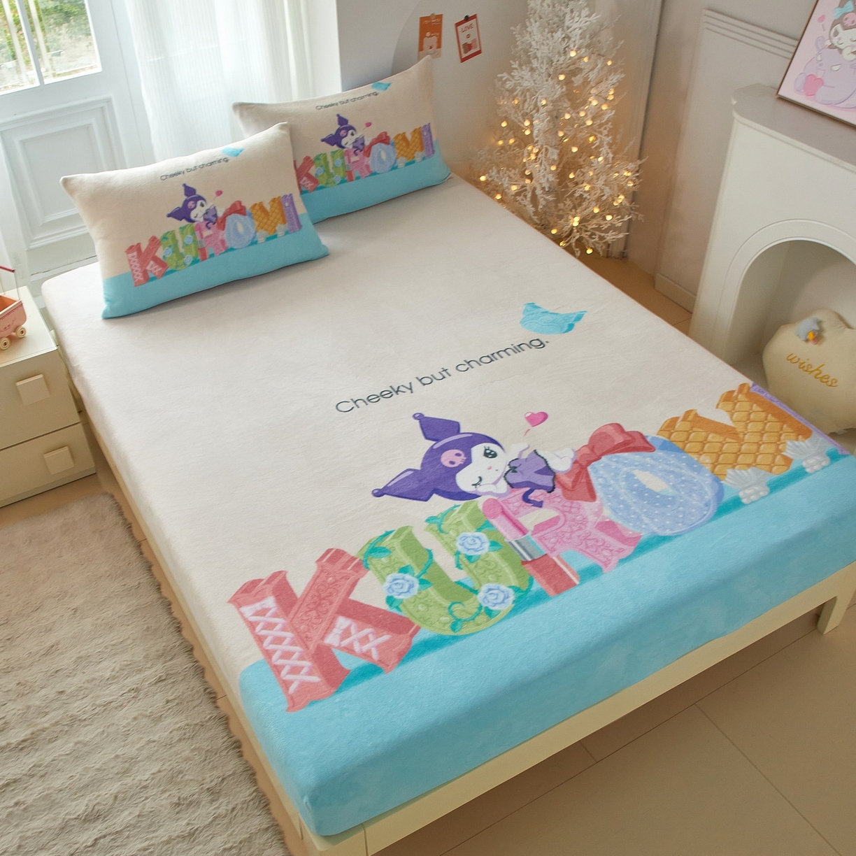 91家纺网 家纺一手货源 找家纺 蘭菲家纺 2025新款三丽欧牛奶绒套件系列单品床笠 快乐小库