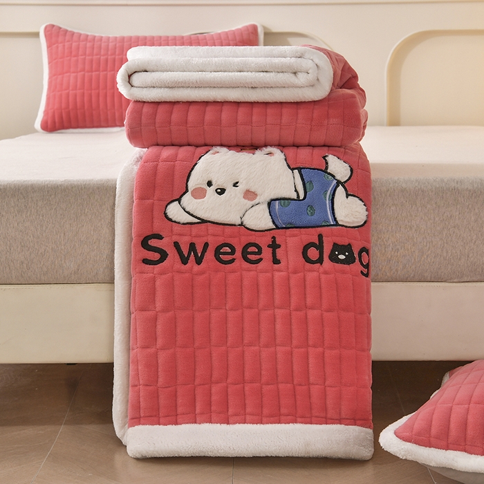 91家纺网 家纺一手货源 找家纺 悠米悠家 2025新款牛奶绒夹棉加厚床褥-小狗 小熊系列 小狗-红色