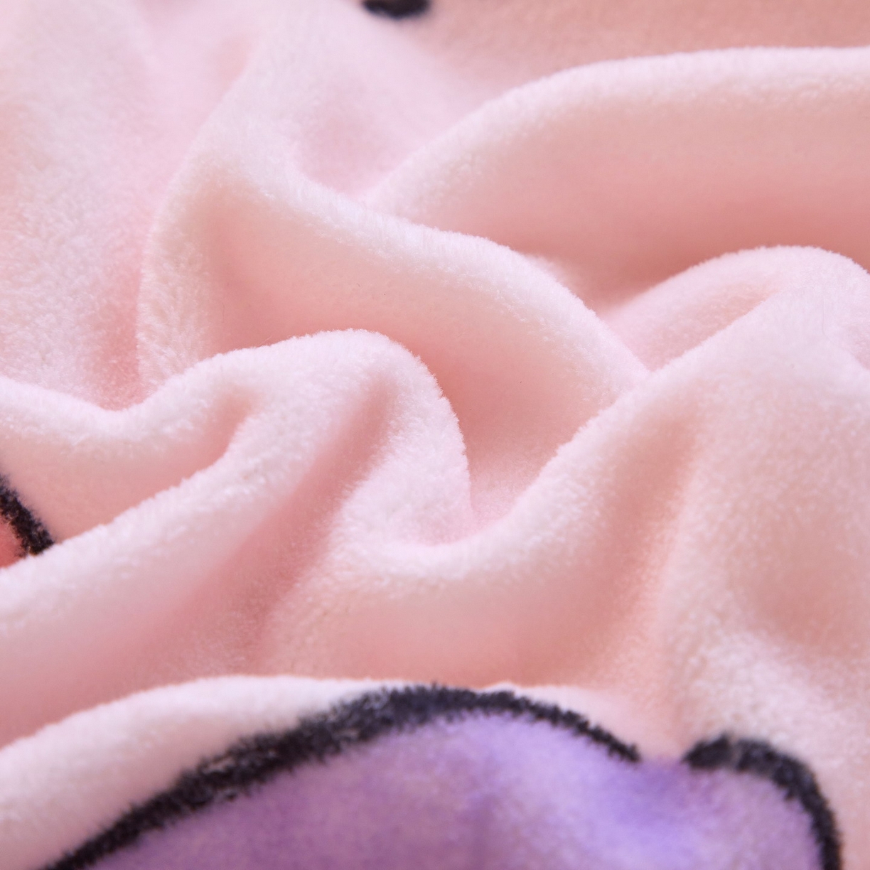 91家纺网 家纺一手货源 找家纺 （总）蘭菲家纺 2025新款三丽欧牛奶绒套件系列四件套