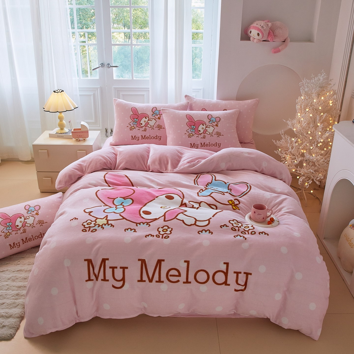 91家纺网 家纺一手货源 找家纺 蘭菲家纺 2025新款三丽欧牛奶绒套件系列四件套 轻松美乐蒂