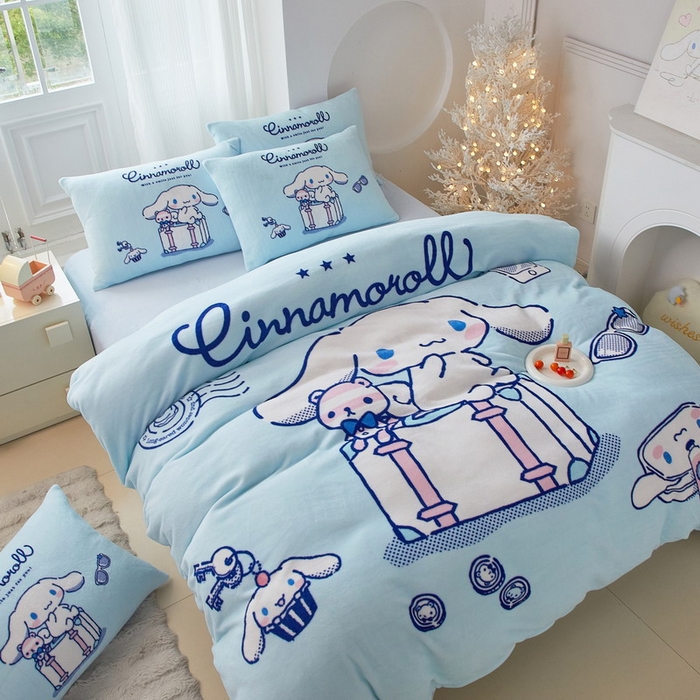 91家纺网 家纺一手货源 找家纺 蘭菲家纺 2025新款三丽欧牛奶绒套件系列四件套 精致狗狗