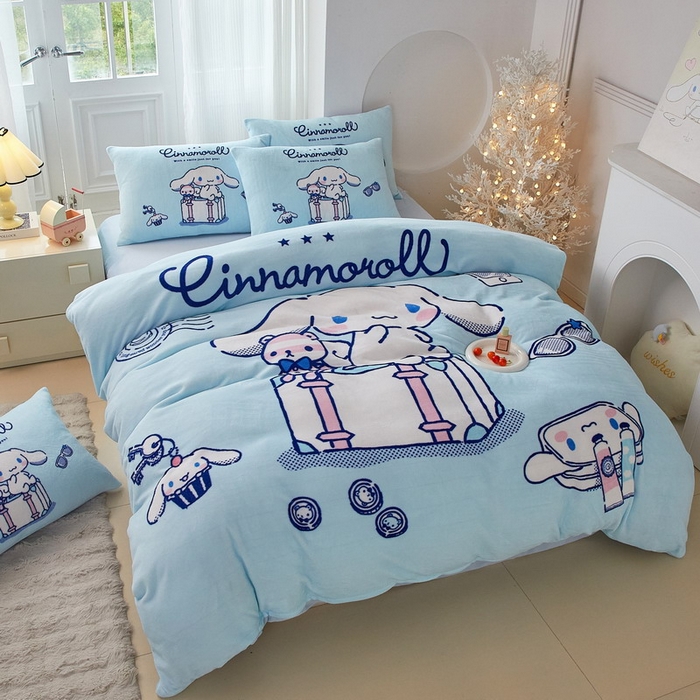 91家纺网 家纺一手货源 找家纺 蘭菲家纺 2025新款三丽欧牛奶绒套件系列四件套 精致狗狗