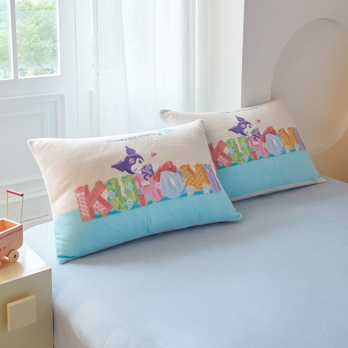 91家纺网 家纺一手货源 找家纺 蘭菲家纺 2025新款三丽欧牛奶绒套件系列四件套 快乐小库