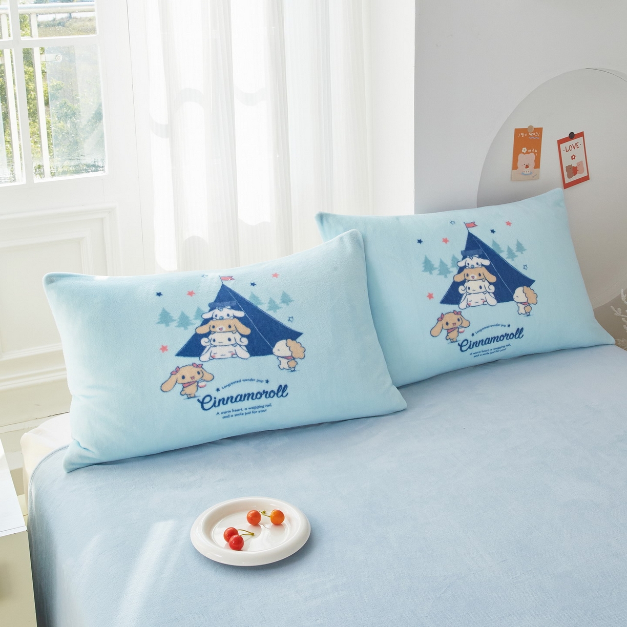 91家纺网 家纺一手货源 找家纺 蘭菲家纺 2025新款三丽欧牛奶绒套件系列四件套 露营快乐