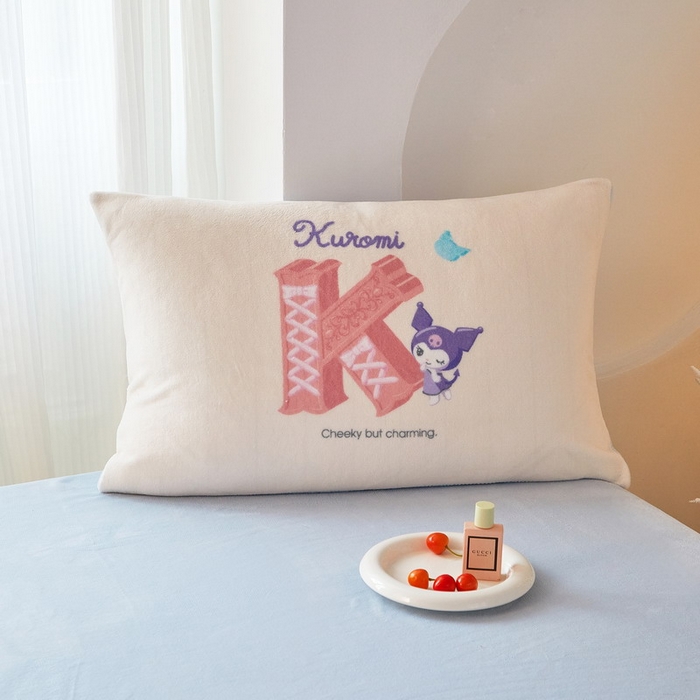 91家纺网 家纺一手货源 找家纺 蘭菲家纺 2025新款三丽欧牛奶绒套件系列四件套 小库故事