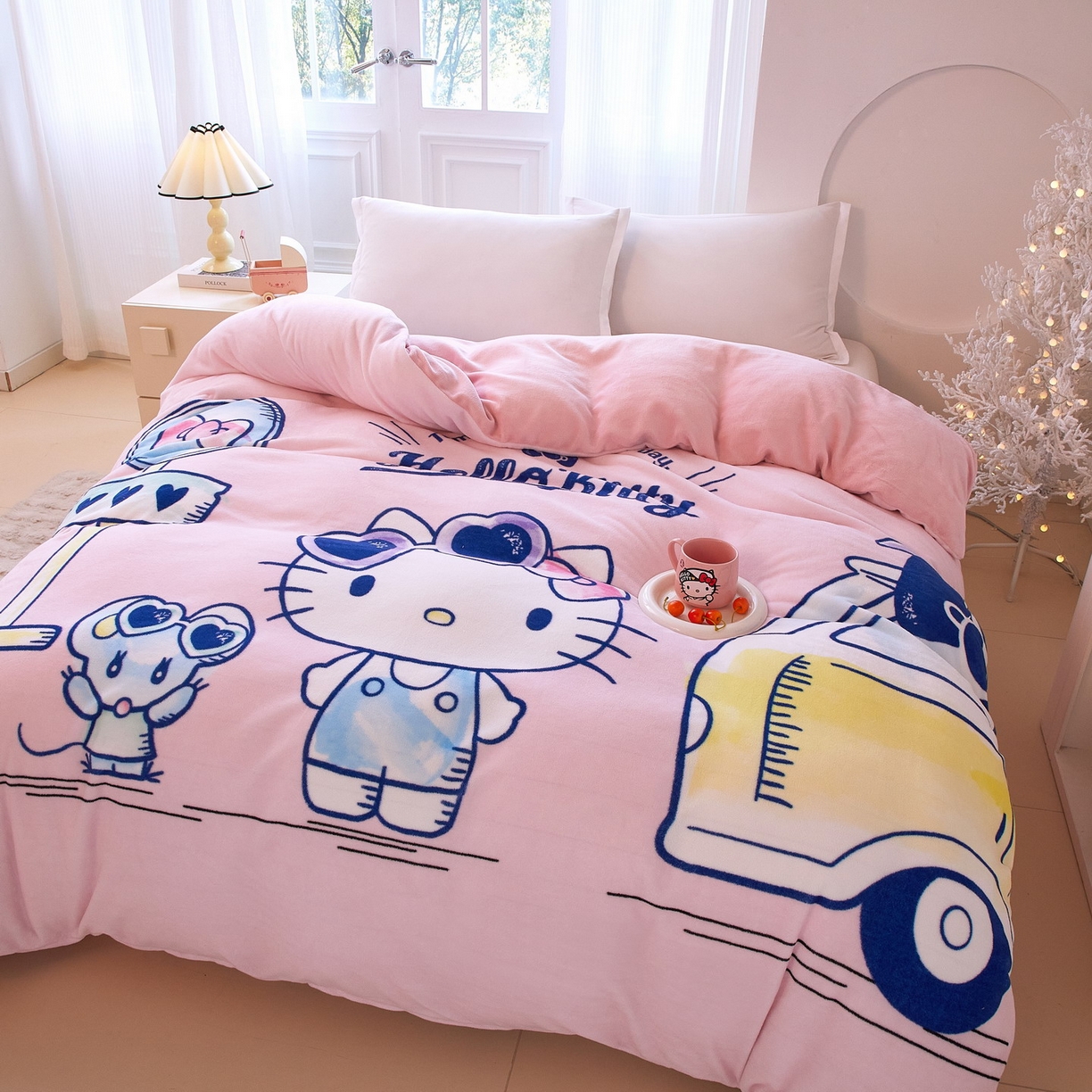 91家纺网 家纺一手货源 找家纺 蘭菲家纺 2025新款三丽欧牛奶绒套件系列单品被套 车站kT