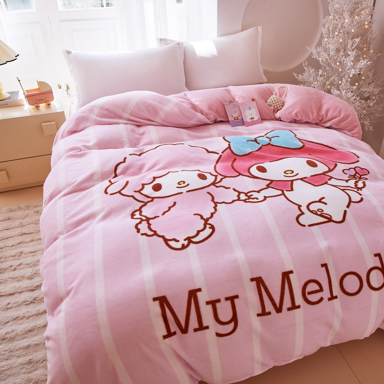 91家纺网 家纺一手货源 找家纺 蘭菲家纺 2025新款三丽欧牛奶绒套件系列单品被套 美乐比爱