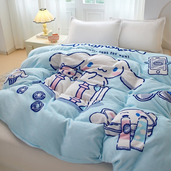 91家纺网 家纺一手货源 找家纺 蘭菲家纺 2025新款三丽欧牛奶绒套件系列单品被套 精致狗狗