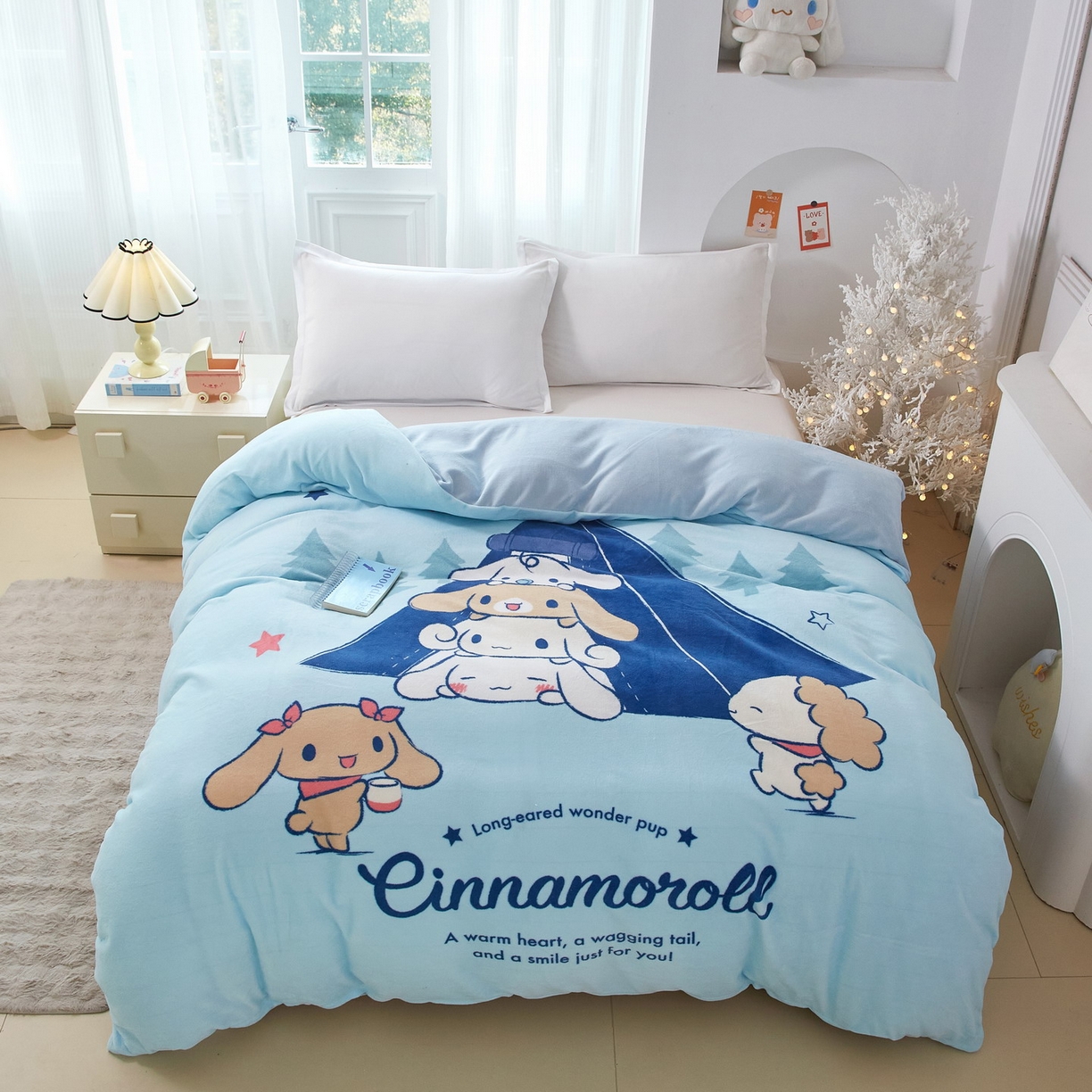 91家纺网 家纺一手货源 找家纺 蘭菲家纺 2025新款三丽欧牛奶绒套件系列单品被套 露营快乐